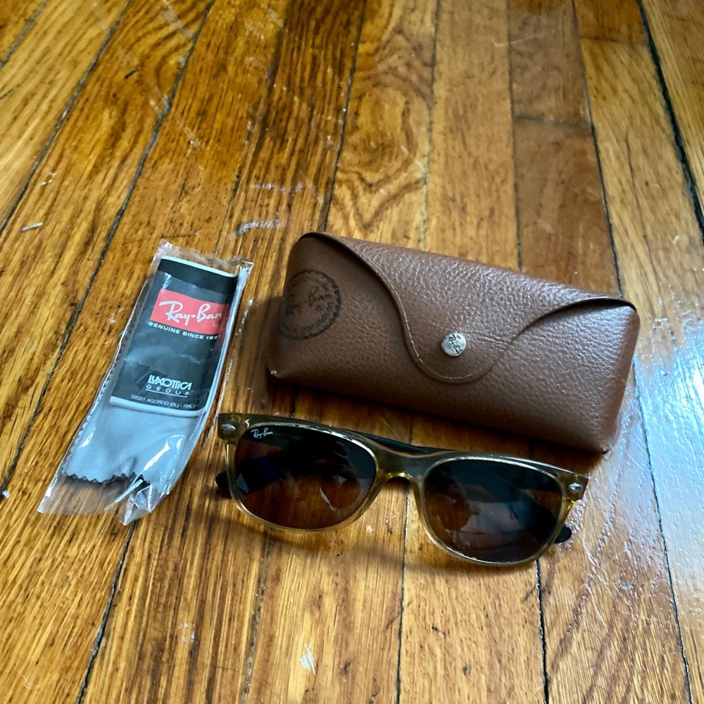 Ray-Ban Amber New Wayfarer Sunglasses